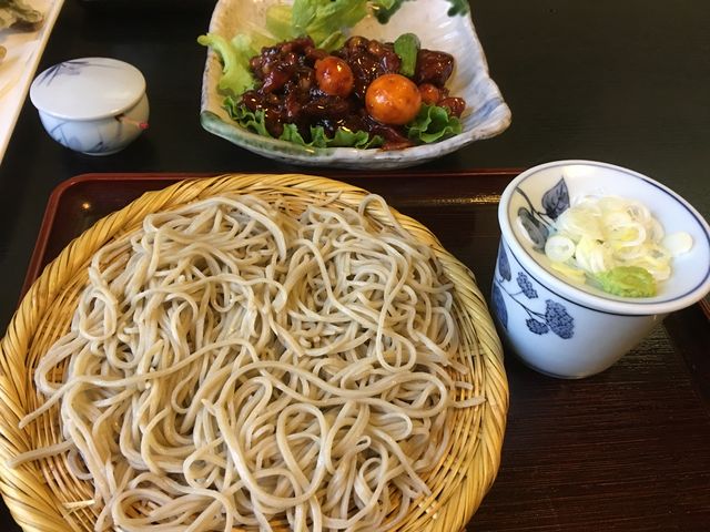 もりそば(海苔がのってないのがもりそば)_奥藤 本店