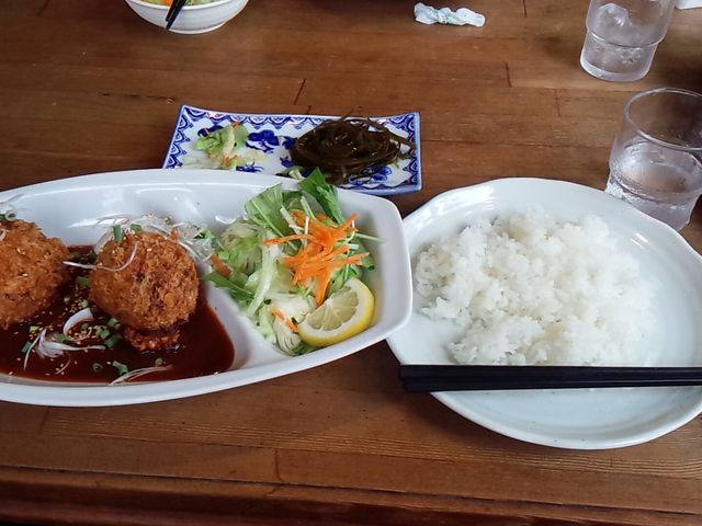爆弾ハンバーグ_マンガ館ヴィラ (沼宮内本店) 沼宮内本店