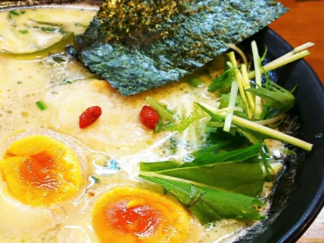 クリーミーでコクのある特選熟成塩ラーメン_らーめん しおの風