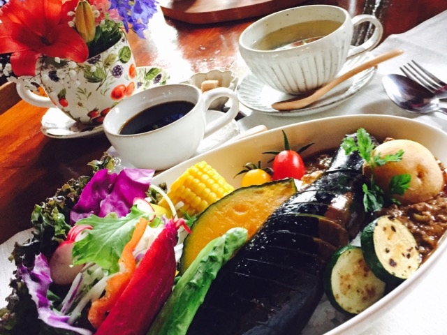 摩周のキーマカレー
地場産お野菜 たっぷり 美味しい
_RESTAURANT 樹絵理