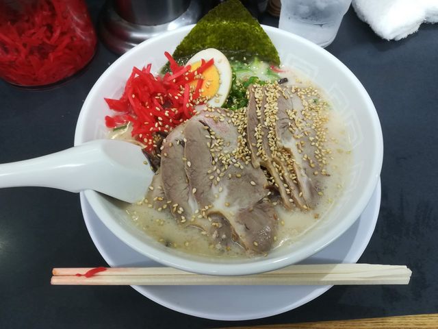 チャーシュー麺_博多天神 御茶ノ水駅前店