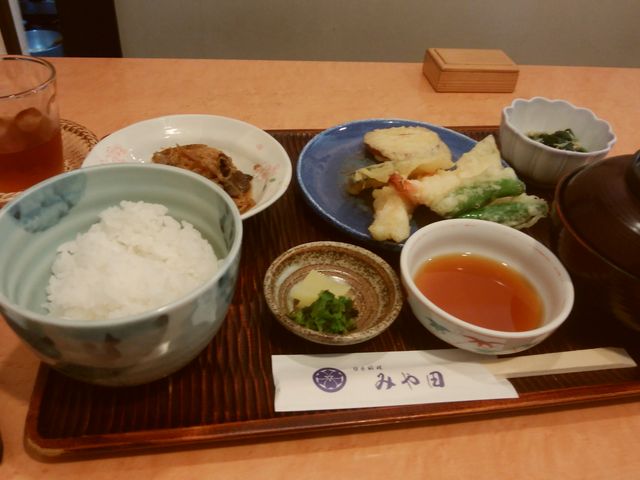 ランチメニュー_日本料理みや田