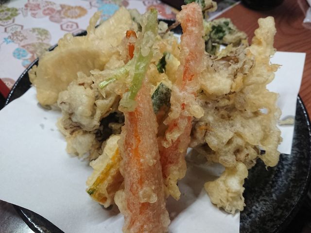 山菜の天ぷら_やぶそば