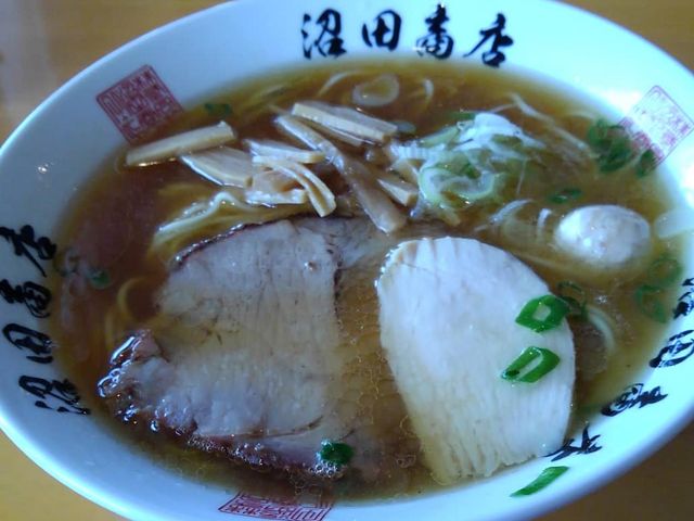 鶏だし醤油ラーメン(並み)いただきました_麺組