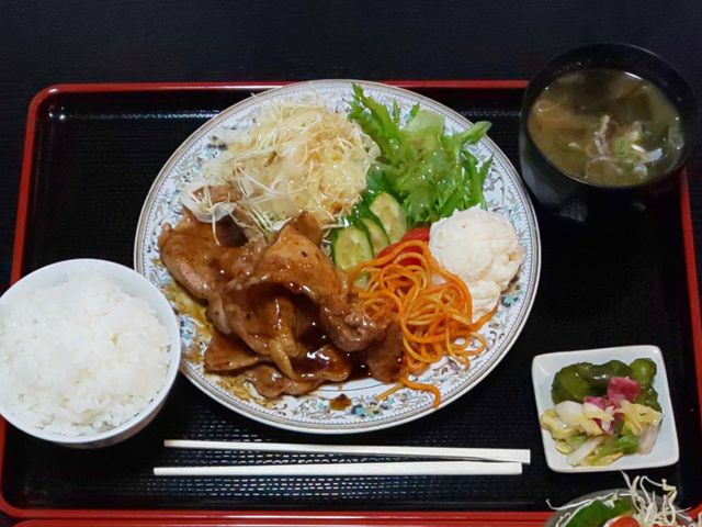 生姜焼き定食
_田舎茶屋 一休庵