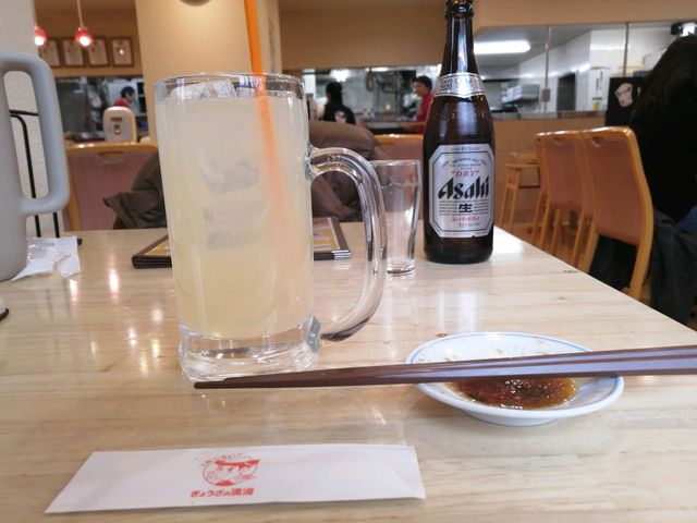 レモンサワーが大きく見える!_老神温泉ぎょうざの満州東明館