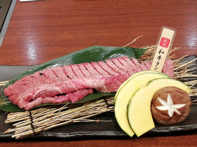 この日はタンも最上級白老牛でアタリでした_焼肉徳寿 しんら亭