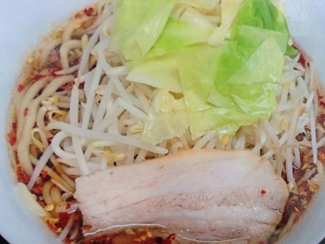 スッパ旨い_中華そば 彩