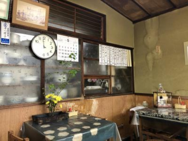 店内_三吉食堂