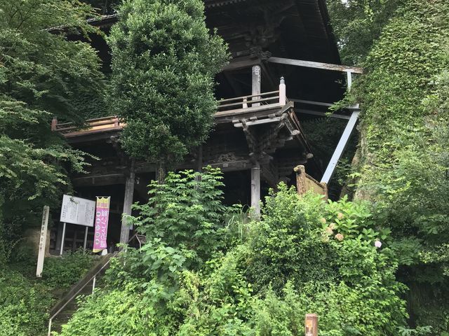 岩室観音堂