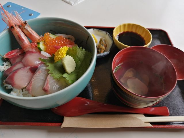 海鮮丼_松和物産