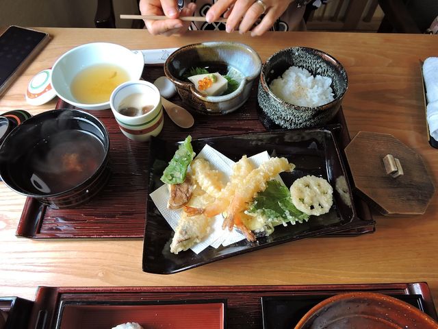 芸の無いてんぷら御膳_八千代亭