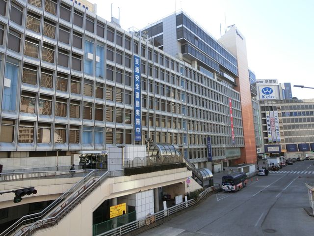 建て替えするようです_小田急百貨店新宿店