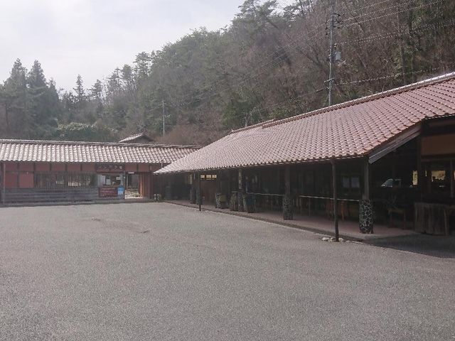 ベンガラ館