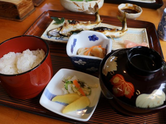 ここに「鮎せごし」がついています。_山水