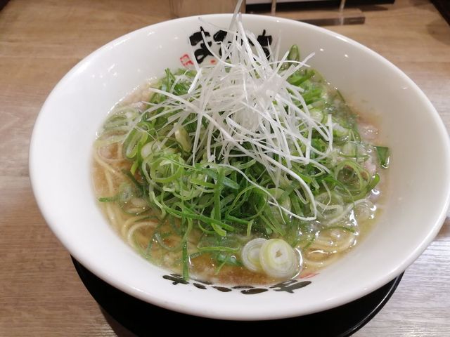 ネギたっぷり豚そば_まるいちらぁめん 東舞鶴店