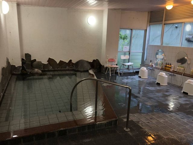 内風呂風景です。人がいない為空いていました。_湯原温泉 湯快感 花やしき