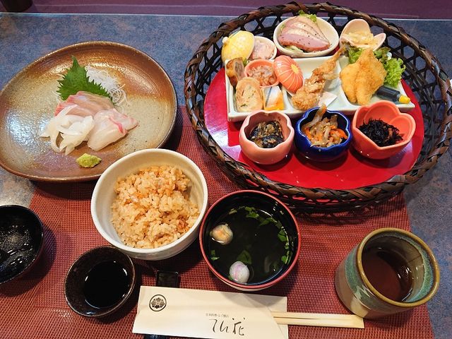 ランチメニュー_てん花