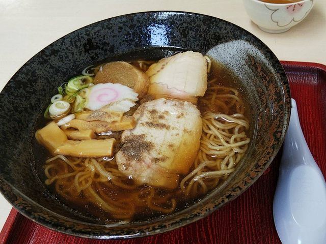 焼干しラーメン650円_蟹田駅前市場ウェル蟹