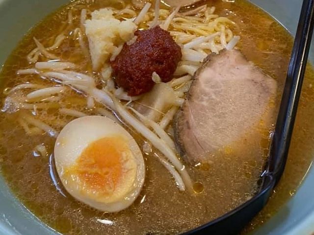 辛味噌ラーメン_美春