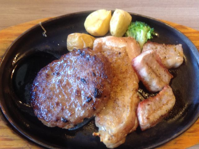 火曜の日替わりランチ_ステーキのどん宇治店