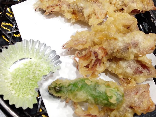 ホタルイカ唐揚げ_廻る富山湾 すし玉 富山駅店