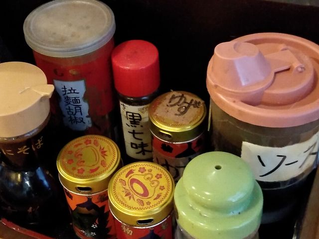 テーブルセット_磐石そば店