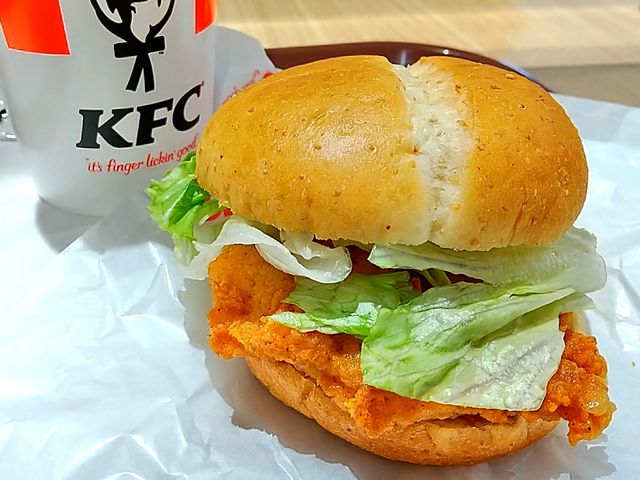 大好きなチキンフィレバーガー_ケンタッキーフライドチキン