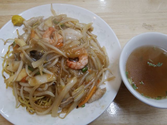 「あんかけ焼きそば」です。820円でした。_桂苑