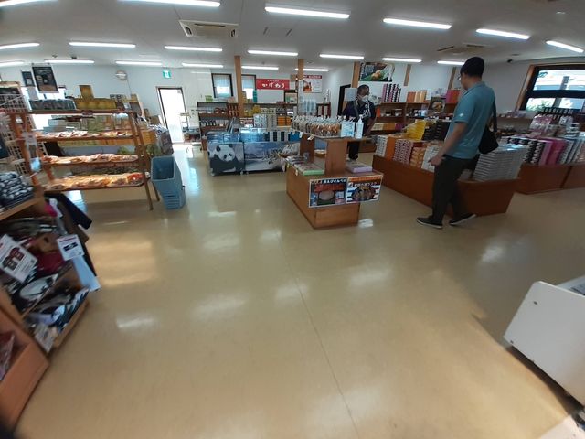 店内_印南SA・かどや