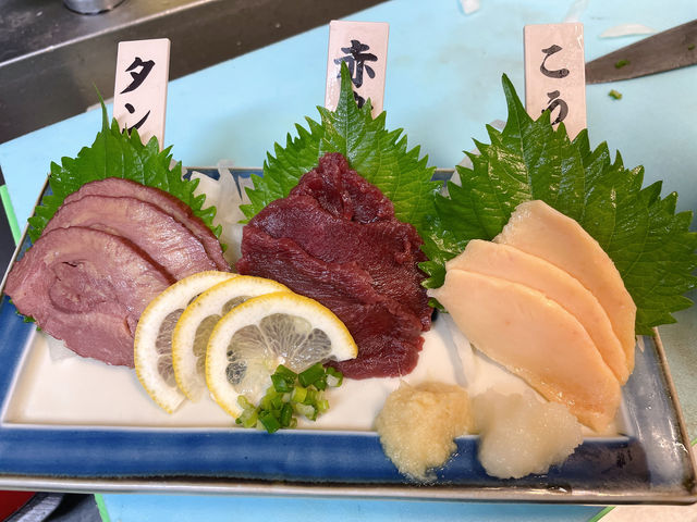 本日の馬刺し3点は美味い_居酒屋 吟ノ庭 新橋店