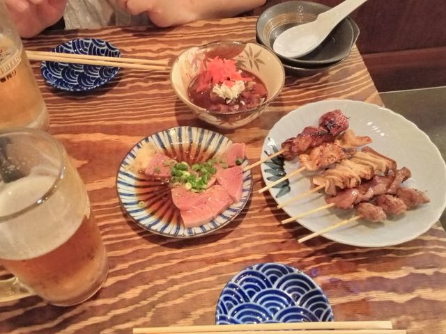 もつ焼き盛合せ、煮込み、ハツ刺し_もつ焼きホームラン