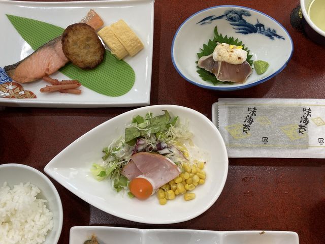 朝ご飯メニューです。お米もお味噌汁も美味しかったです。_信貴山観光ホテル