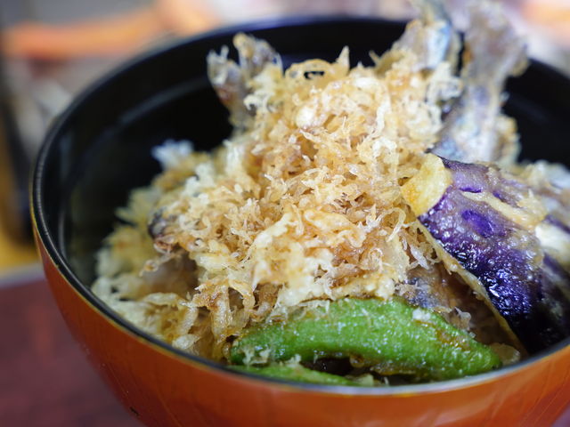 ヤマメ丼は最高! これを食べるために鶴居村まで走ります!_大津つり公園