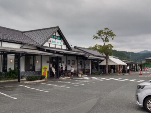 レストランと食品販売所_こんたく長篠