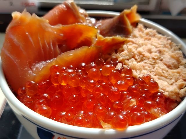 ウトロ漁協婦人部食堂
