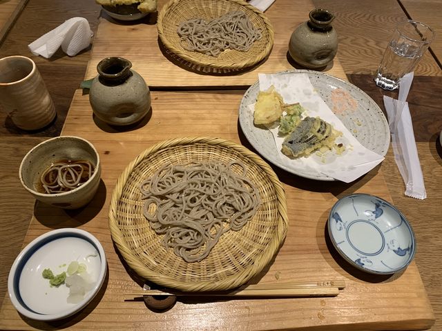 お蕎麦2枚でも足りず_杣人の家