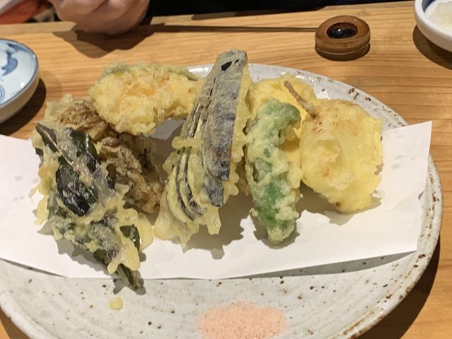 サクサクでボリュームたっぷりの野菜天ぷら。_杣人の家