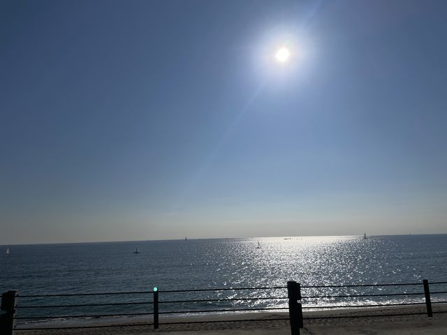 走っているだけでも、海を見ながら綺麗です。
_江ノ電 鎌倉高校前駅
