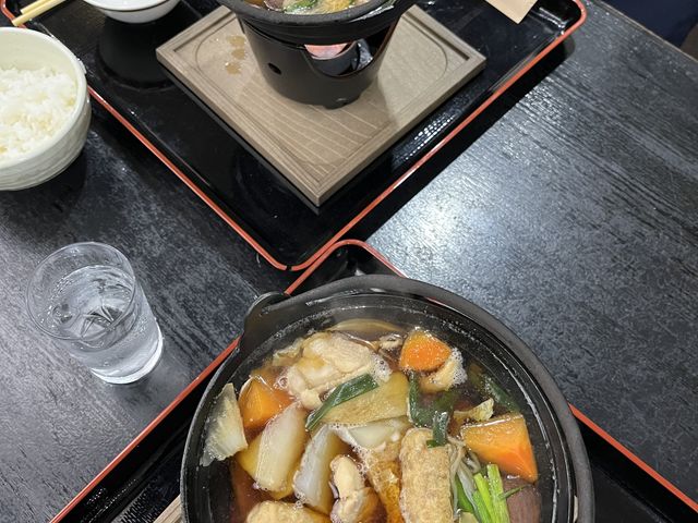ご飯・うどんは、別に頼みました。_くりやま温泉ホテルパラダイスヒルズ