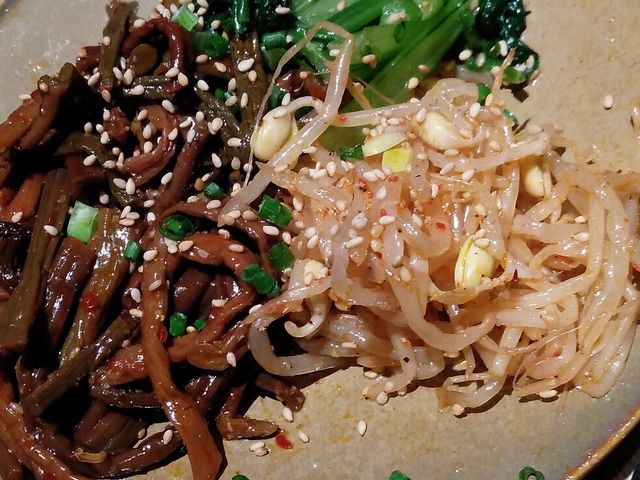 ナムル盛り合わせ_人宿焼肉 あわヨクバ