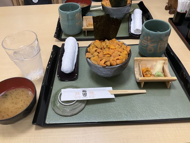 こぼれウニ丼_築地場外『鮨國』
