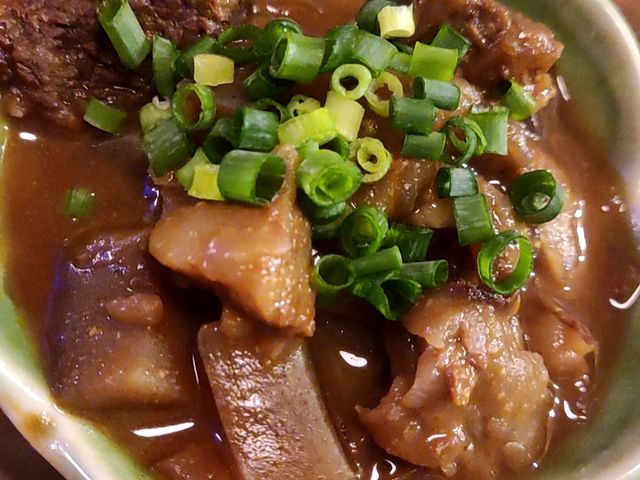 牛すじの煮込み。味噌を選びました。トロトロ!_Tようび すじとお酒とおばんざい