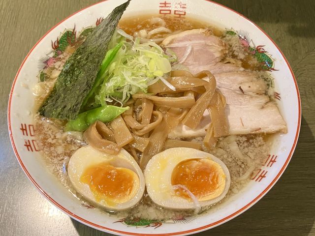 あごだしラーメン(小)+味玉トッピング♪_太平楽
