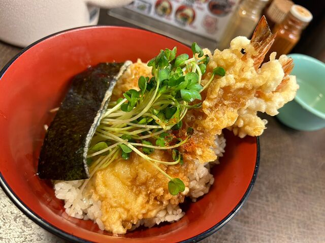見てくれは立派_味べい・本町店