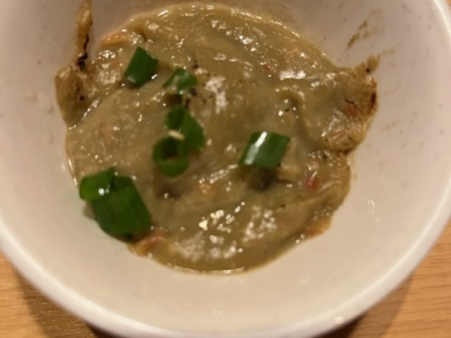 カニ味噌甲羅焼?て小鉢に入っているのに、甲羅焼だって説明された、しかもしょっぱすぎで食べれない_陸奥の里 渋谷店