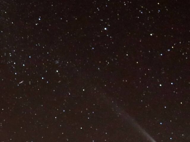 紫金山・アトラス彗星を見ることができてラッキーでした!_ヨロン島ビーチボーイクラブ