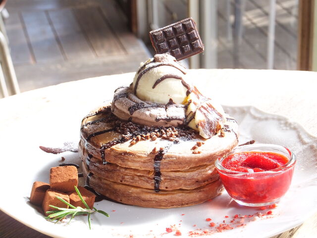 チョコレートパンケーキ_カフェ 坂の下