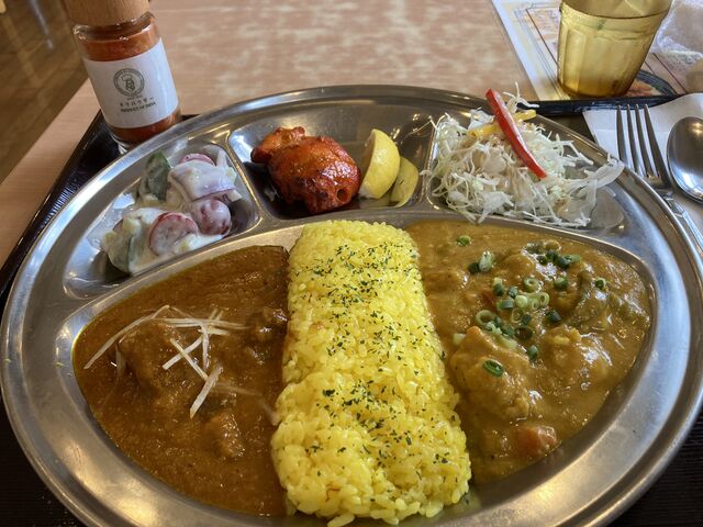 カレー_美人の湯 かかみがはら