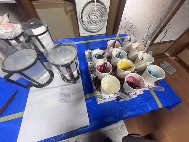 たくさんの色の中からお気に入りの色を選んで、マーブルのお箸を作ります(^^)_創作箸工房たにぐち